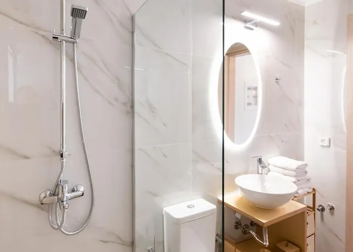 Vardas Luxury Apartament *